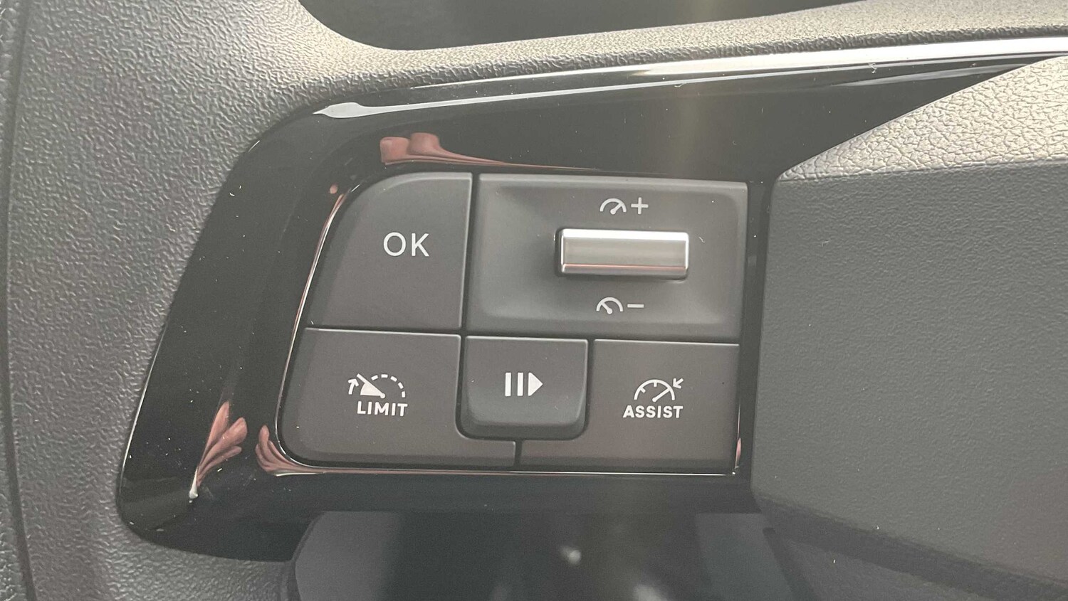 Used Vauxhall Vivaro 2025 for sale - 77857517: Photo 18