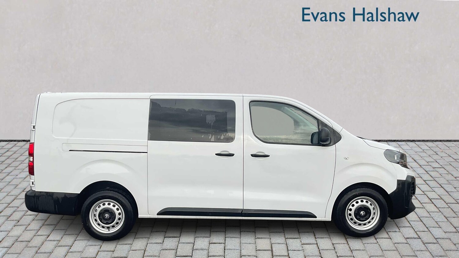 Used Vauxhall Vivaro 2025 for sale - 77857517: Photo 3