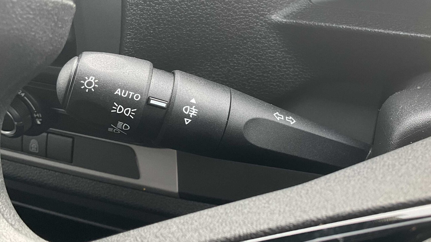 Used Vauxhall Vivaro 2025 for sale - 77857517: Photo 30