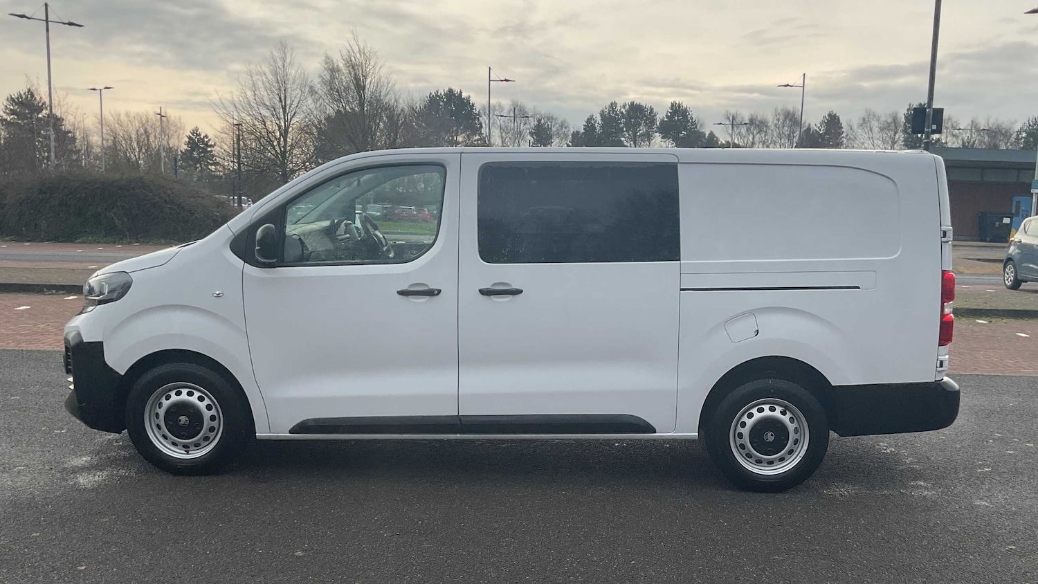 Used Vauxhall Vivaro 2025 for sale - 77857517: Photo 9