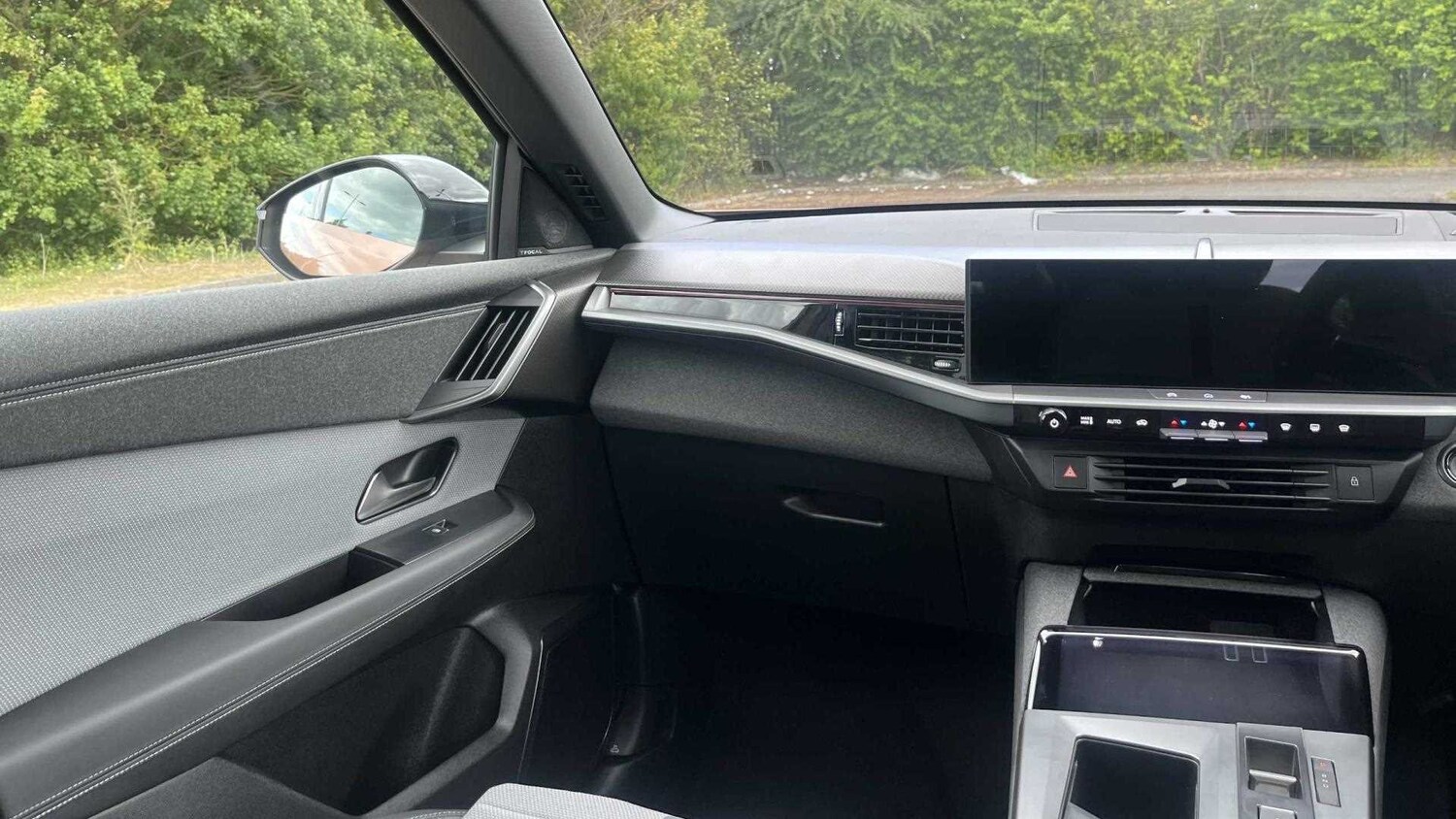 Used Vauxhall Grandland for sale - 77861025: Photo 18