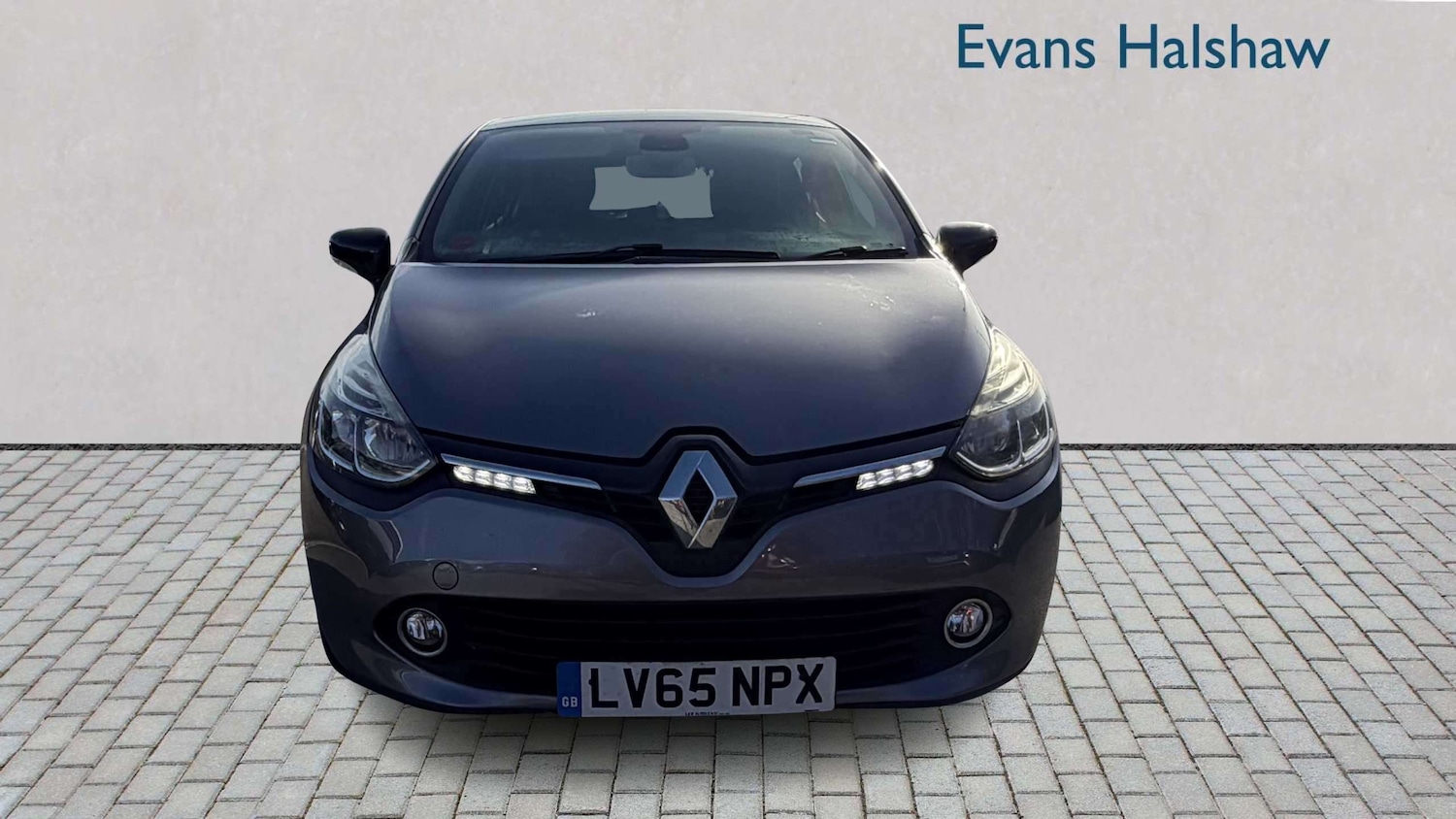 Used Renault Clio 2015 for sale - 77856986: Photo 4