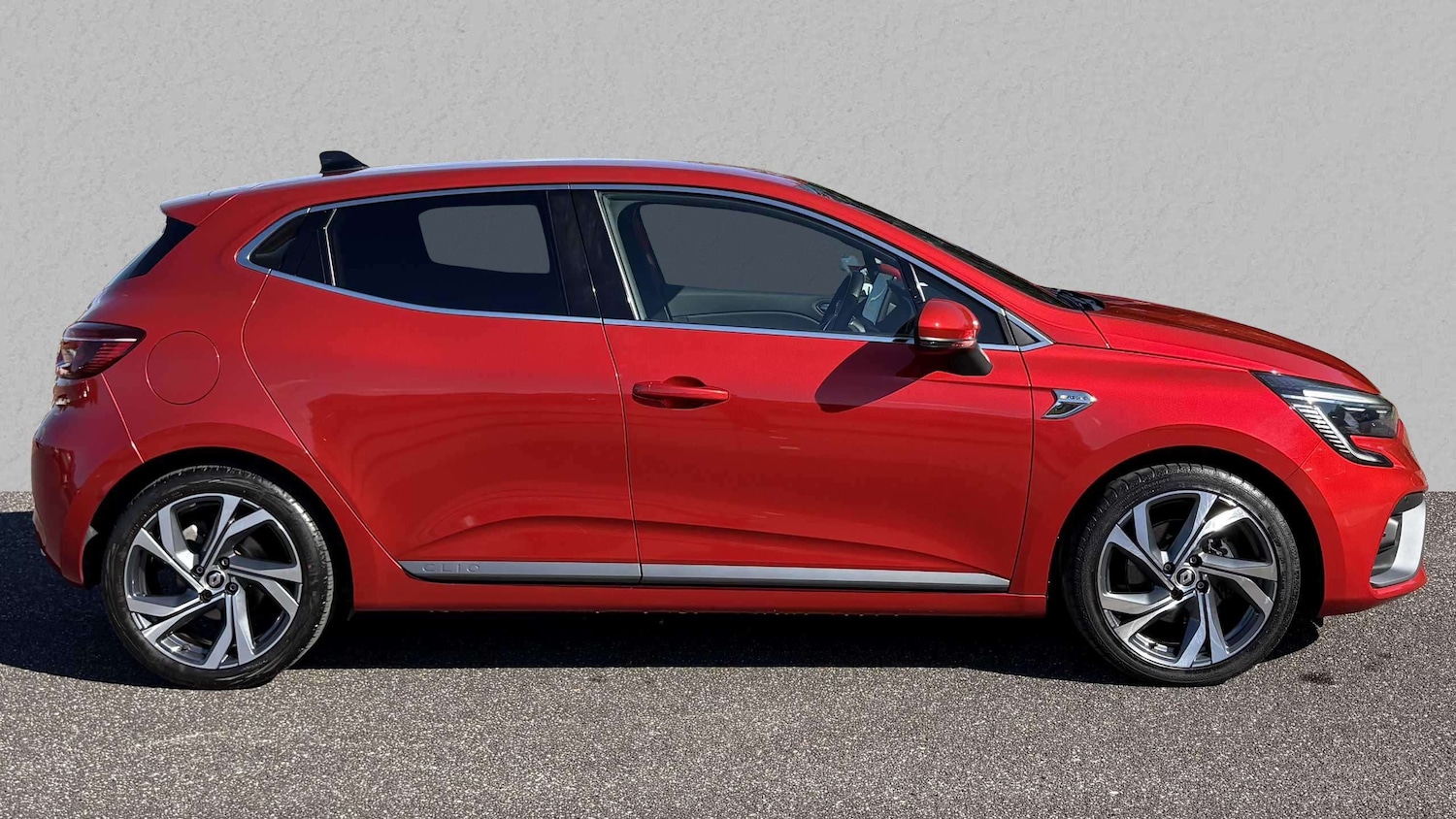 Used Renault Clio 2021 for sale - 77858366: Photo 4