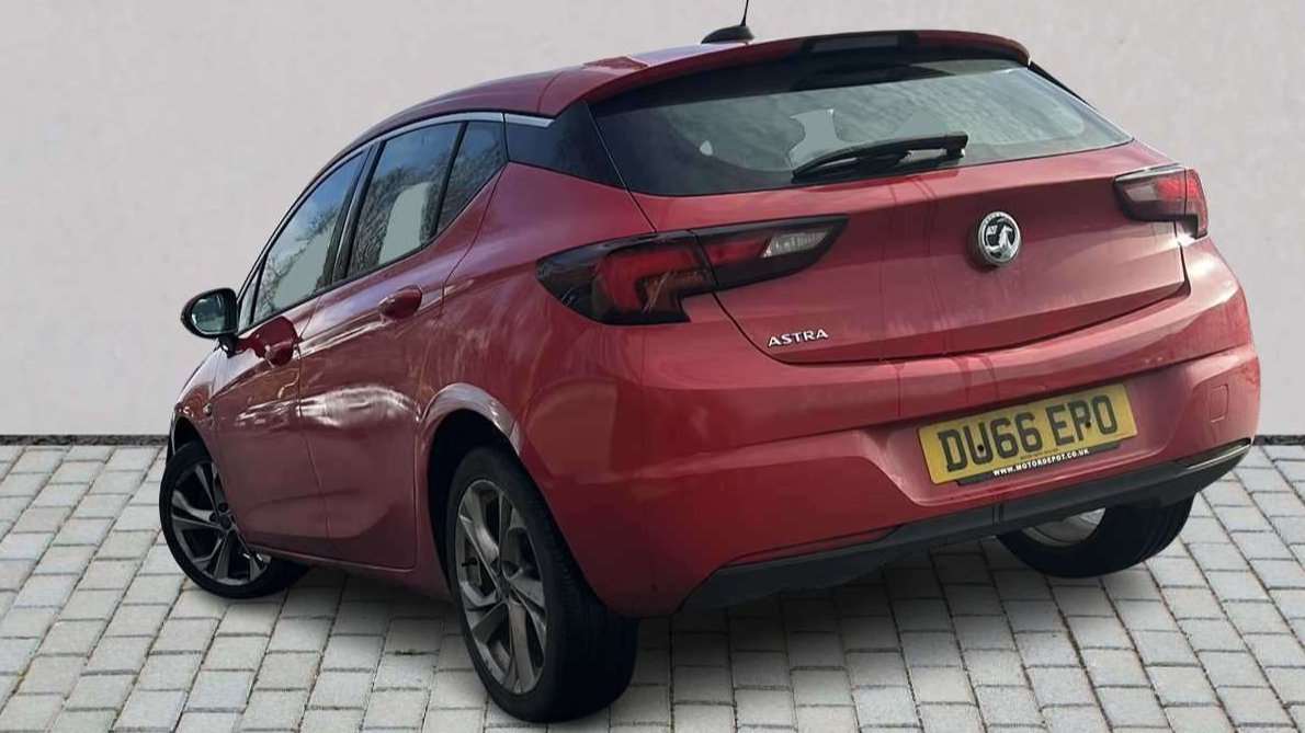 Used Vauxhall Astra for sale - 77858279: Photo 4