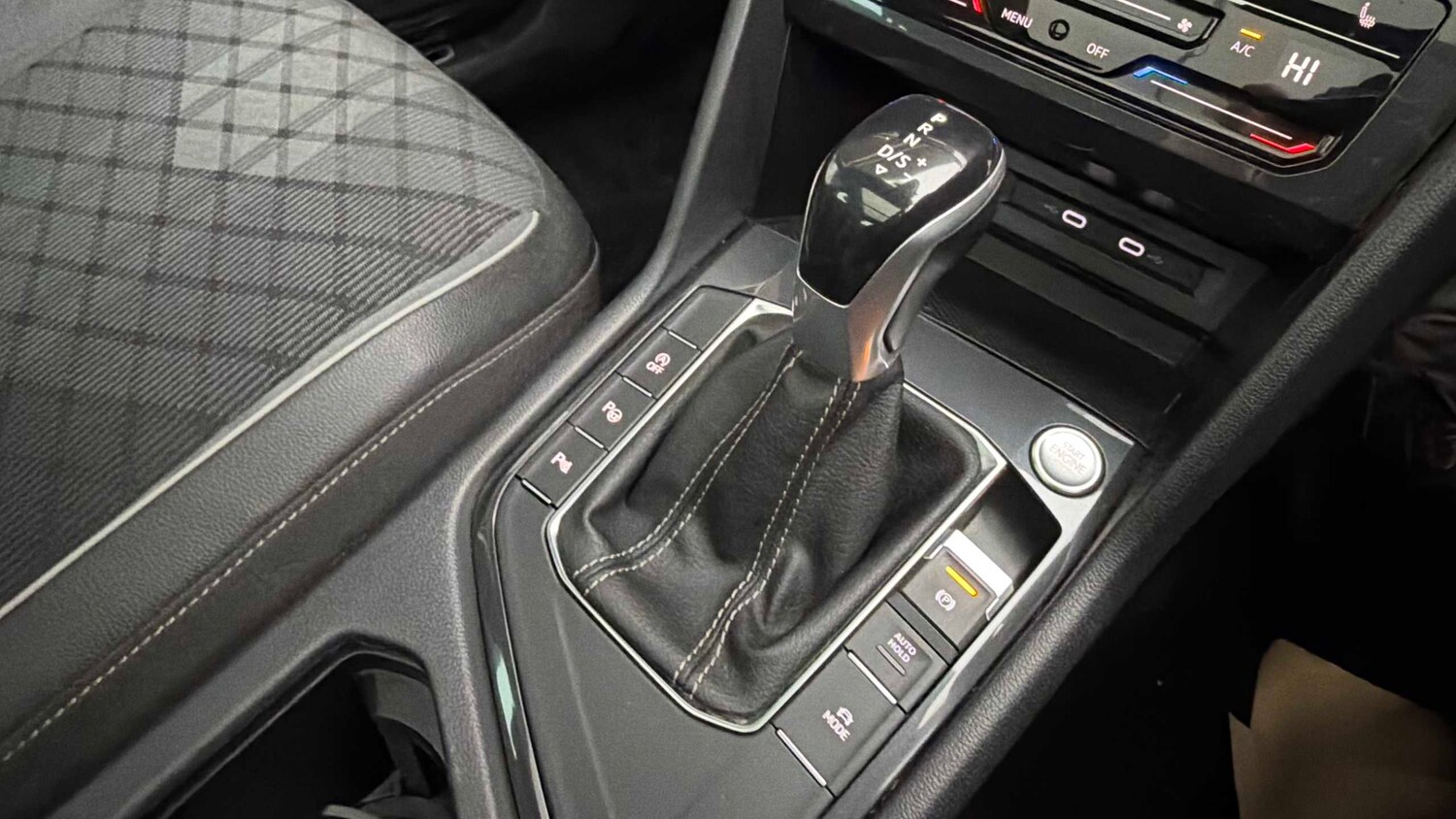 Used Volkswagen Tiguan 2022 for sale - 77856504: Photo 18