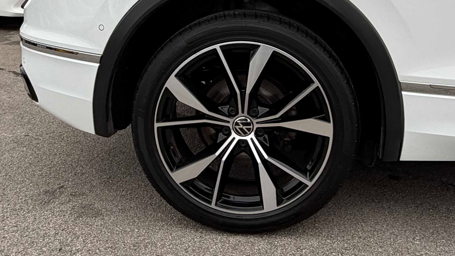 Used Volkswagen Tiguan 2022 for sale - 77856504: Photo 6