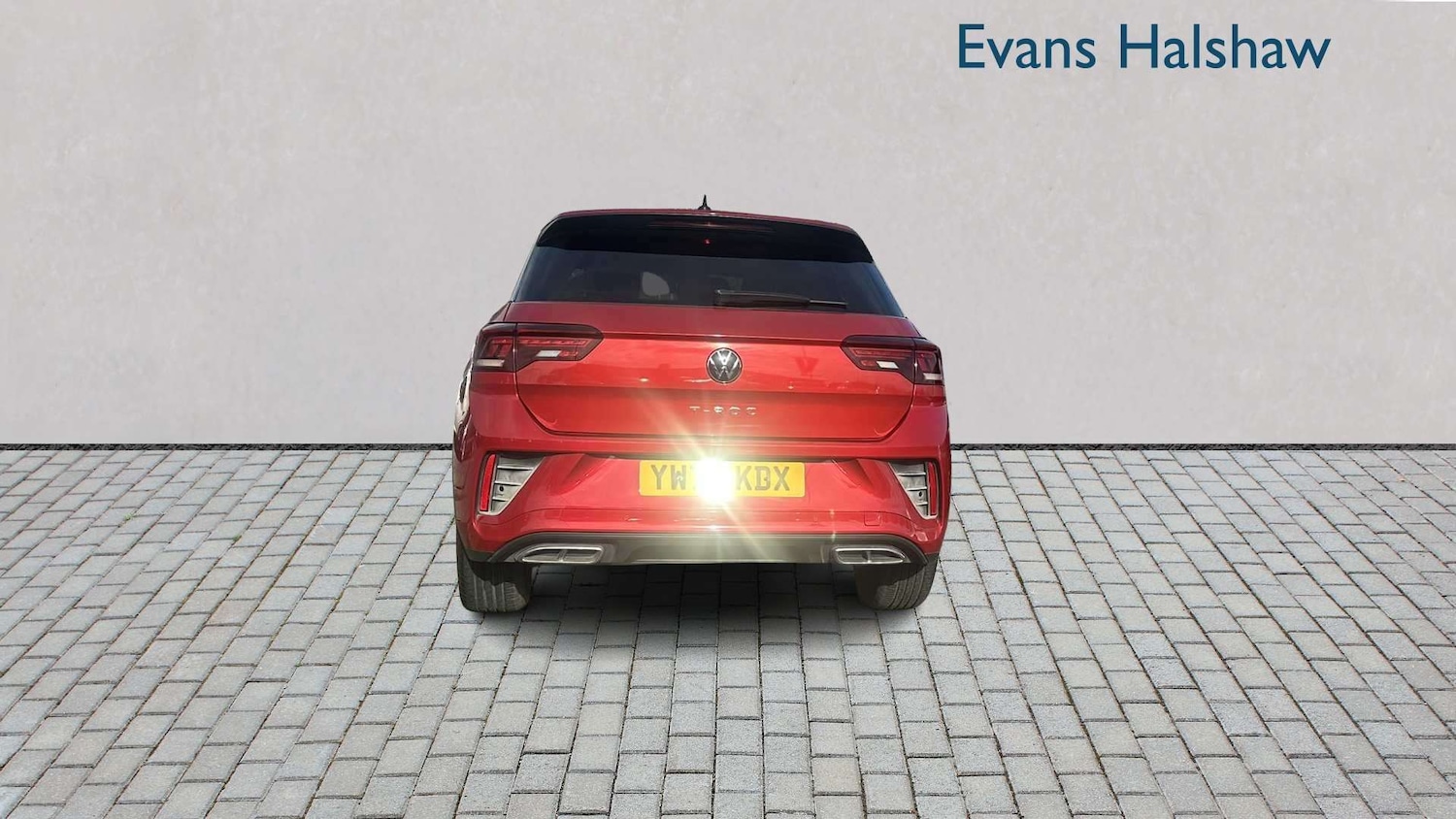 Used Volkswagen T-Roc for sale - 77861824: Photo 4