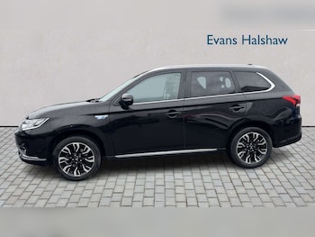 Used Mitsubishi Outlander 2017 for sale - 78845431: Photo