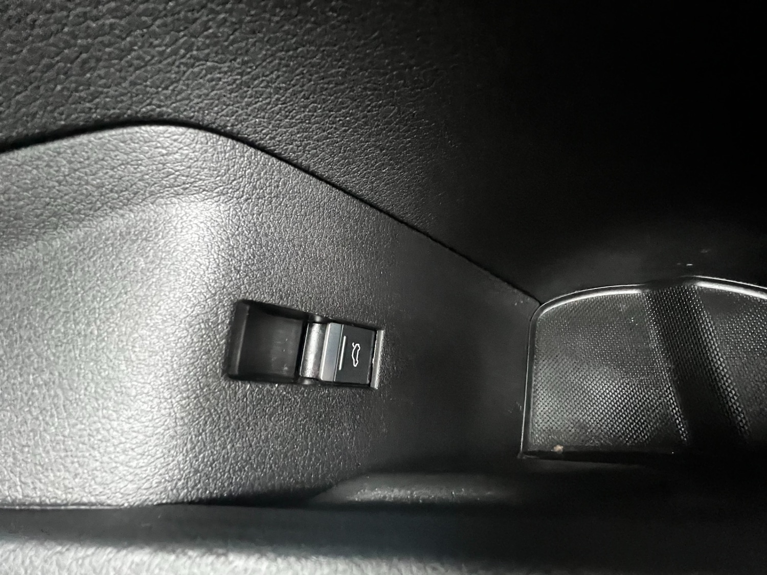 Used Audi e-tron 2022 for sale - 77319178: Photo 30