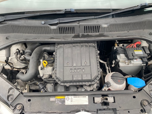 Used Volkswagen up! 2013 for sale - 75779523: Photo 17