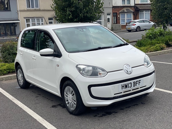 Used Volkswagen up! 2013 for sale - 75779523: Photo 2