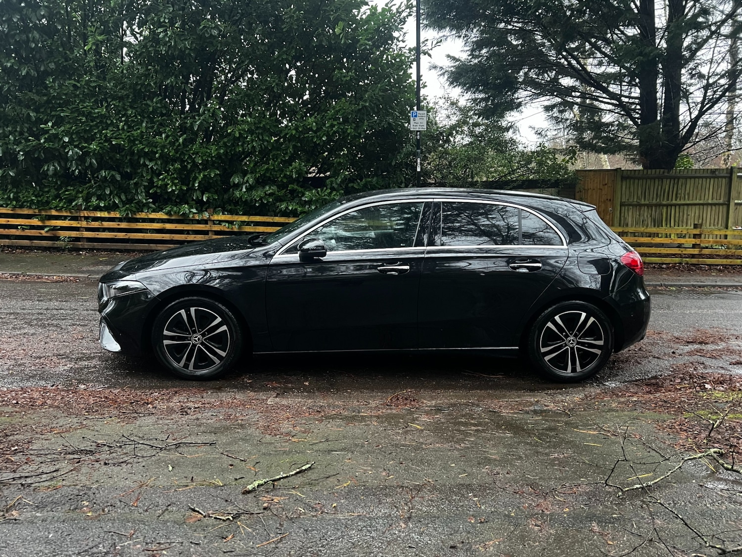 Used Mercedes-Benz A-Class 2023 for sale - 77303931: Photo 2