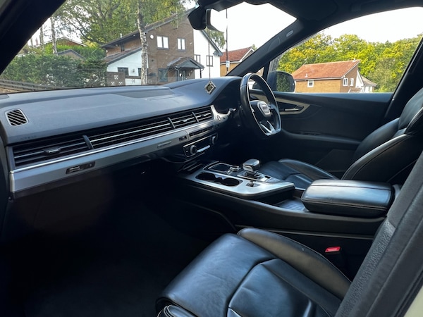 Used Audi Q7 2017 for sale - 76219286: Photo 31