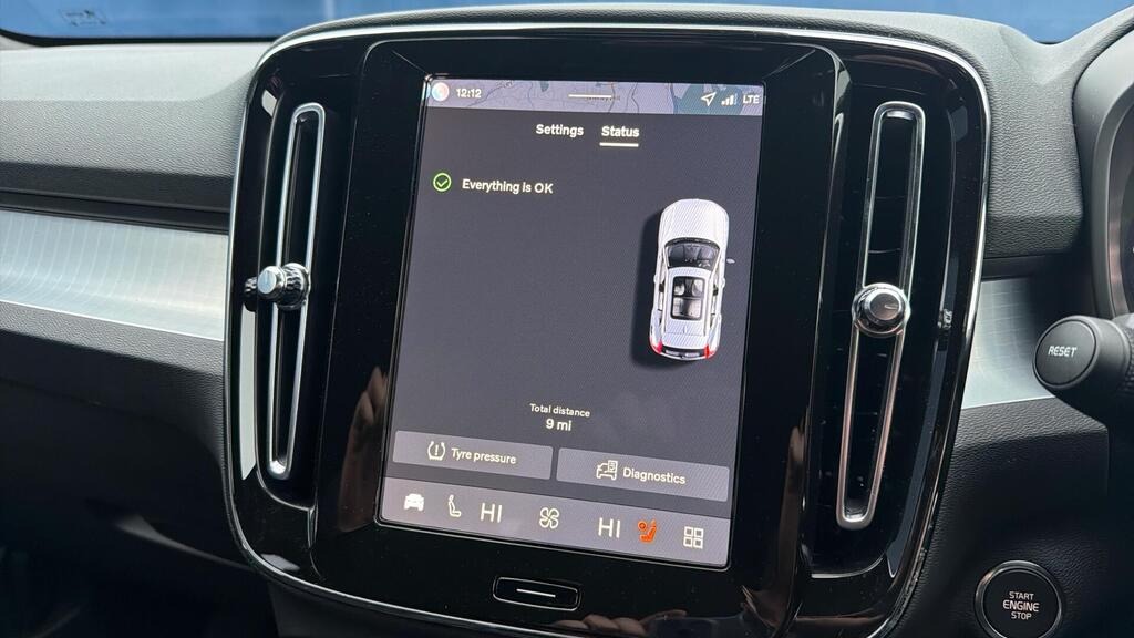 Used Volvo XC40 2025 for sale - 77953817: Photo 10