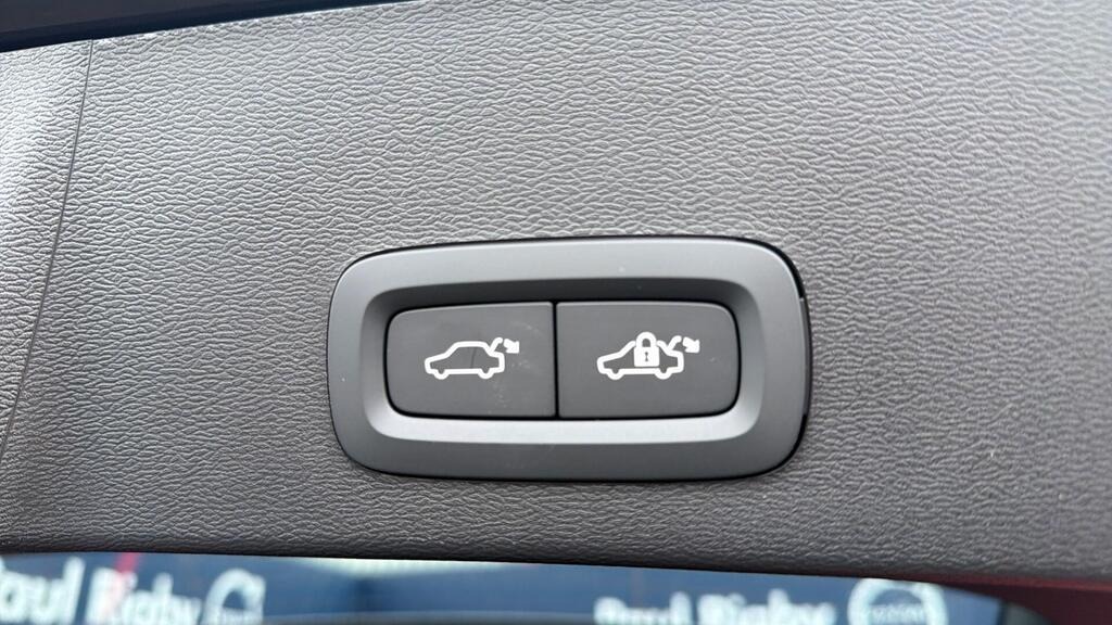 Used Volvo XC40 2025 for sale - 77953817: Photo 14