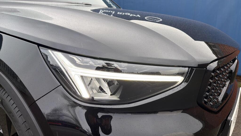 Used Volvo XC40 2025 for sale - 77953817: Photo 2