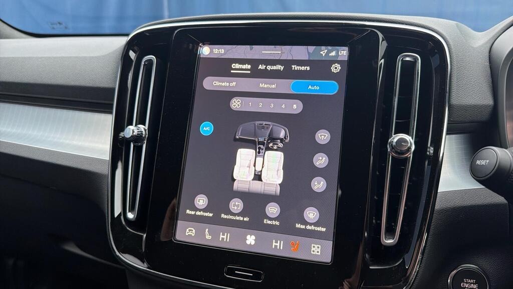 Used Volvo XC40 2025 for sale - 77953817: Photo 27