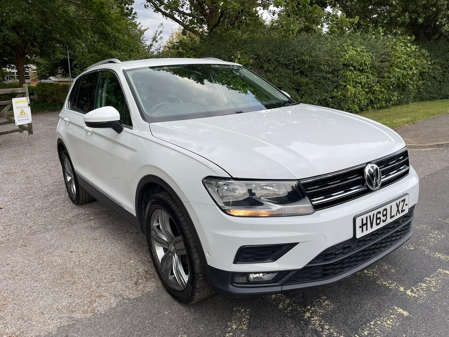 Used Volkswagen Tiguan 2019 for sale - 76081560: Photo 1
