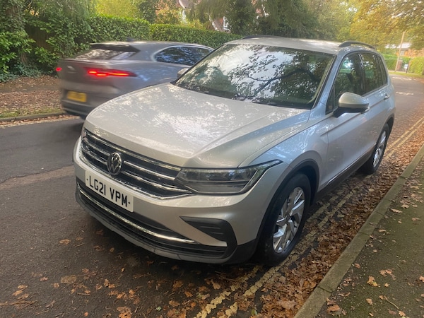Used Volkswagen Tiguan 2021 for sale - 72685128: Photo 1