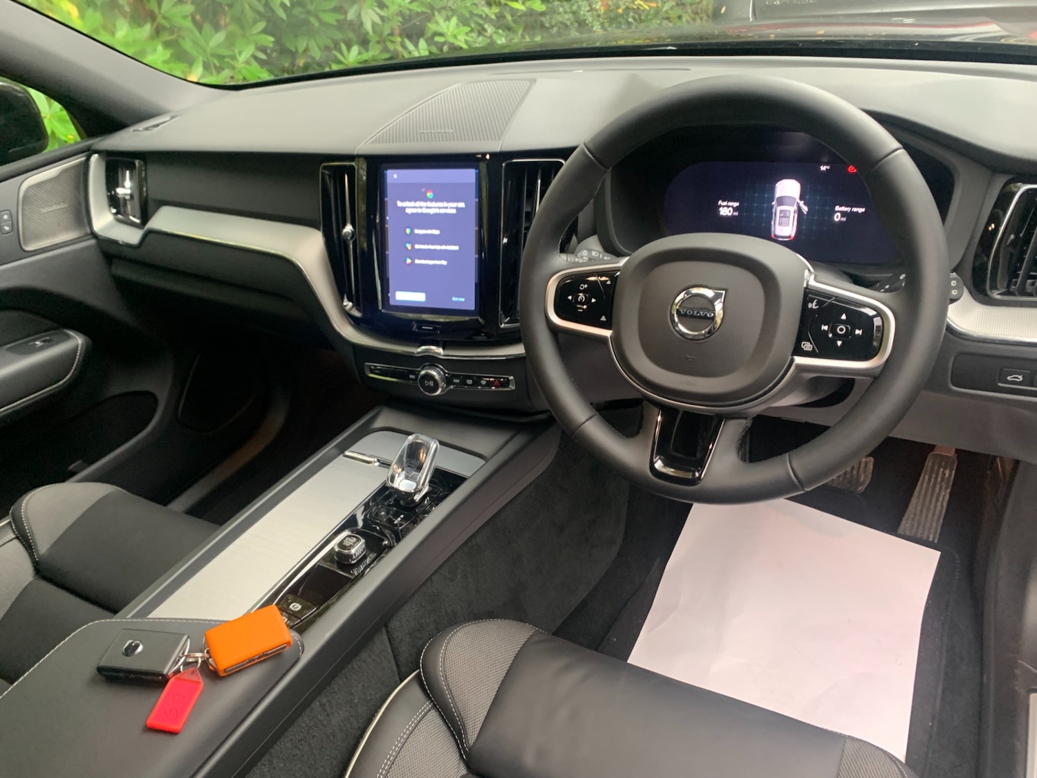 Used Volvo XC60 2025 for sale - 76480559: Photo 11