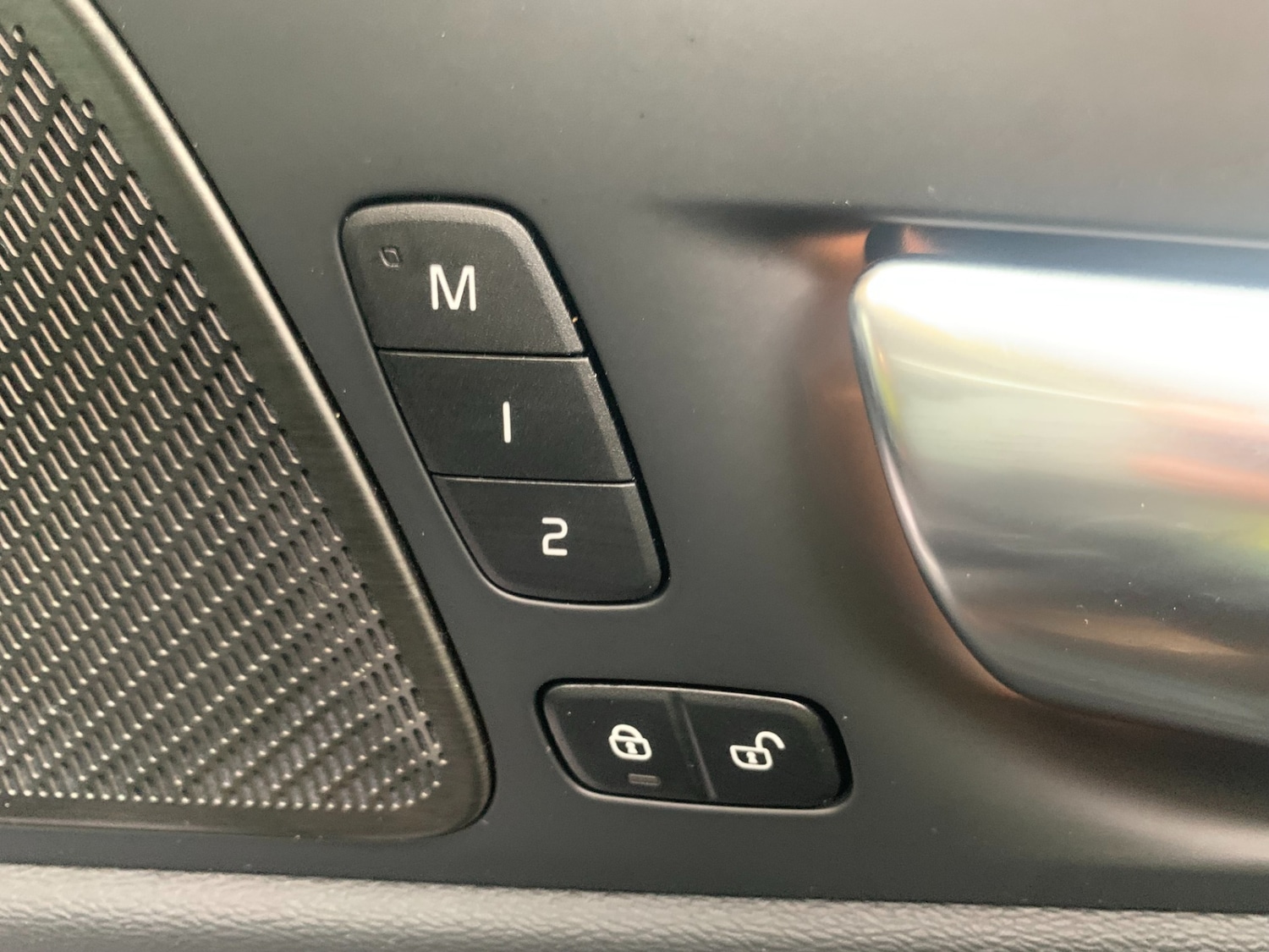 Used Volvo XC60 2025 for sale - 76480559: Photo 25