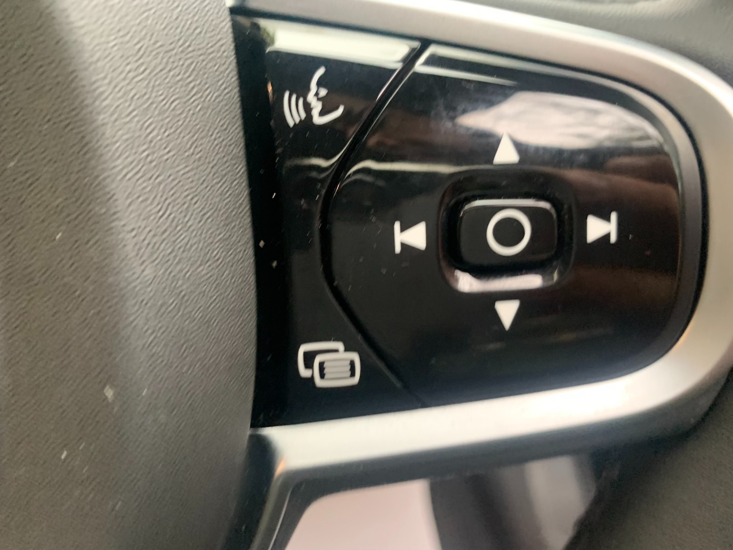 Used Volvo XC60 2025 for sale - 76480559: Photo 26