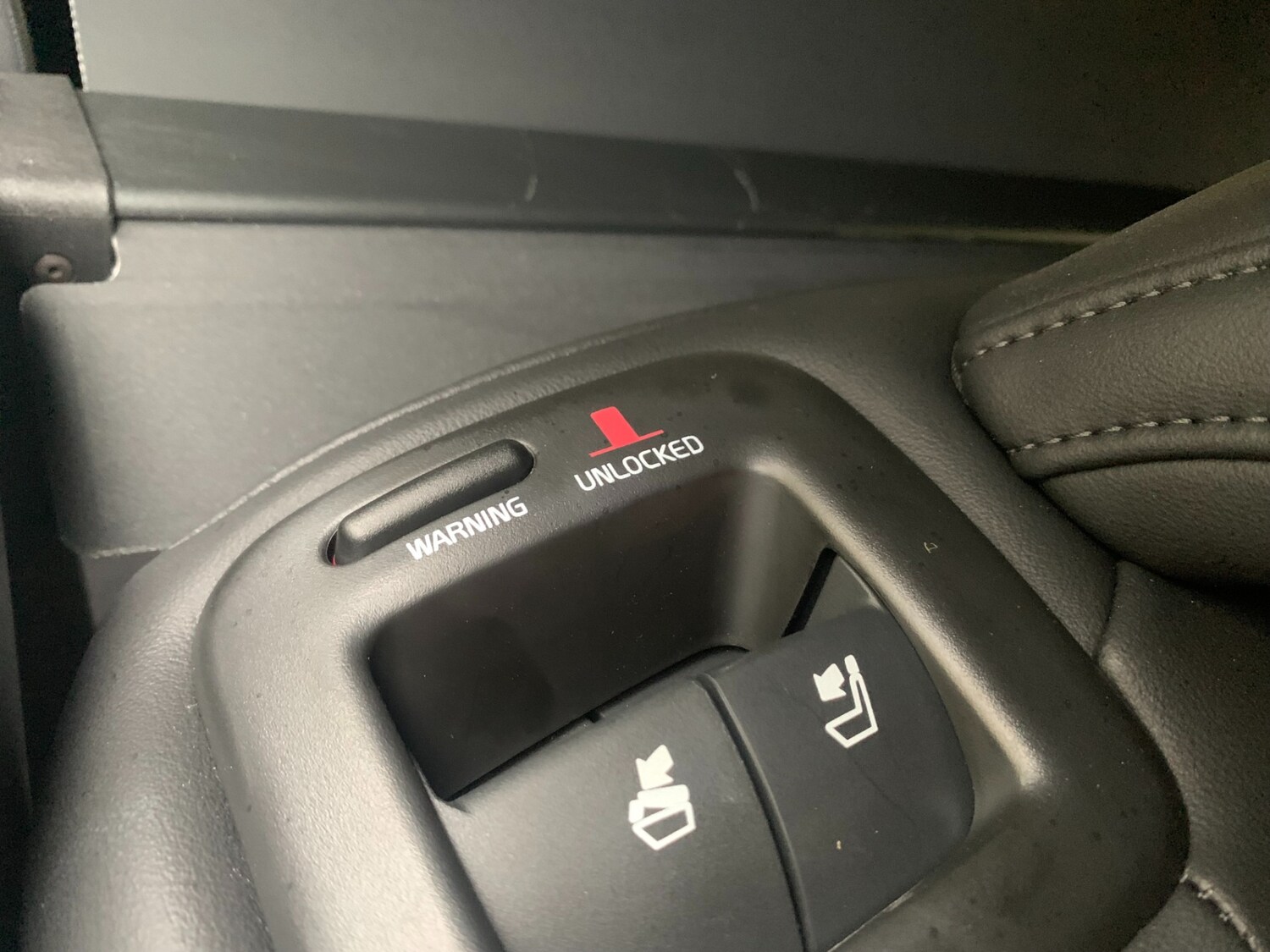 Used Volvo XC60 2025 for sale - 76480559: Photo 28