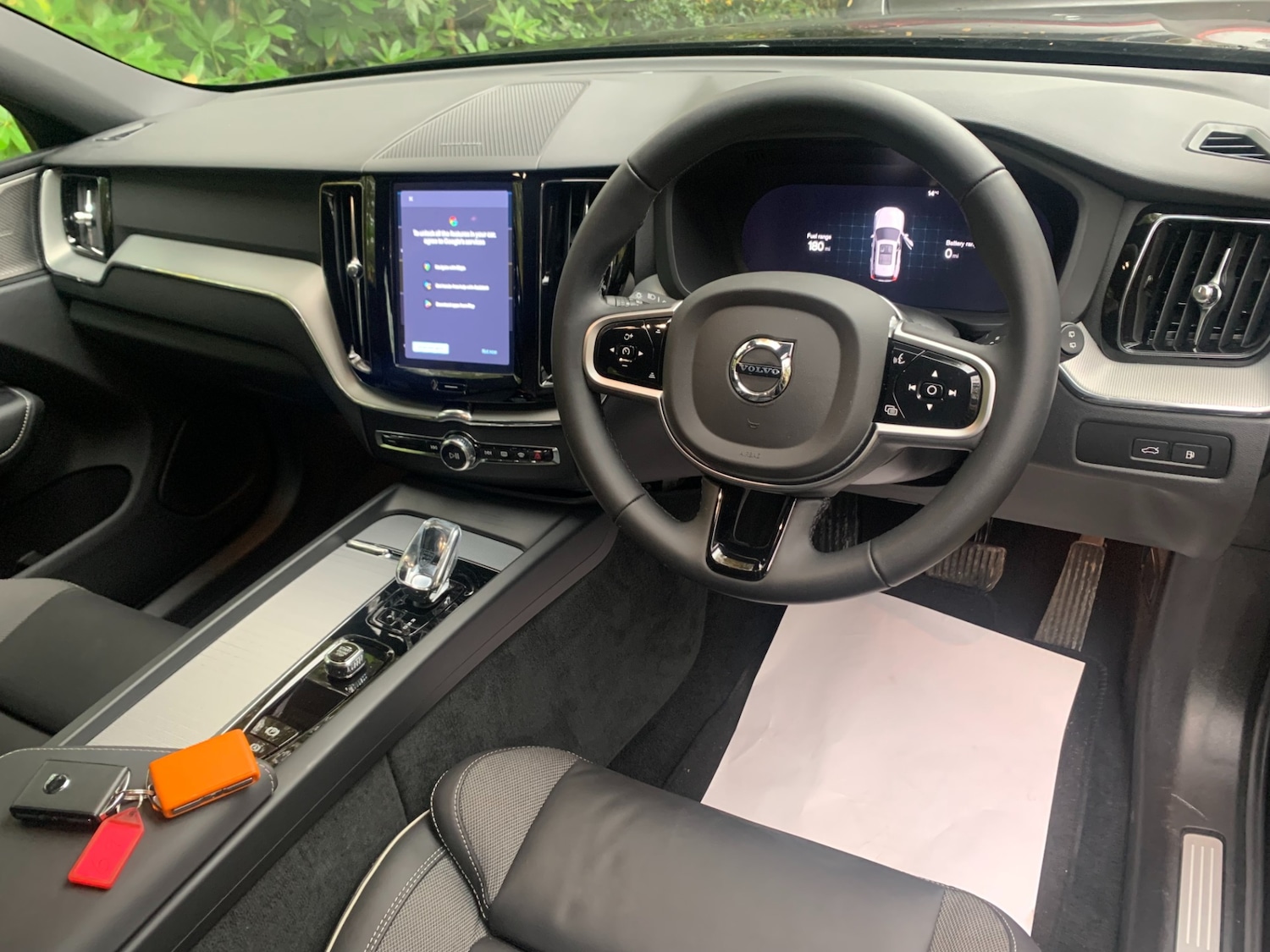 Used Volvo XC60 2025 for sale - 76480559: Photo 35