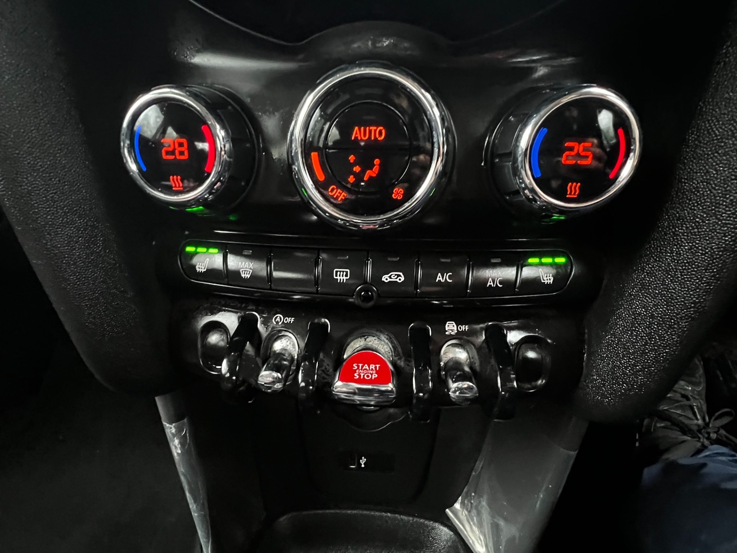 Used MINI Hatch 2019 for sale - 77465005: Photo 24