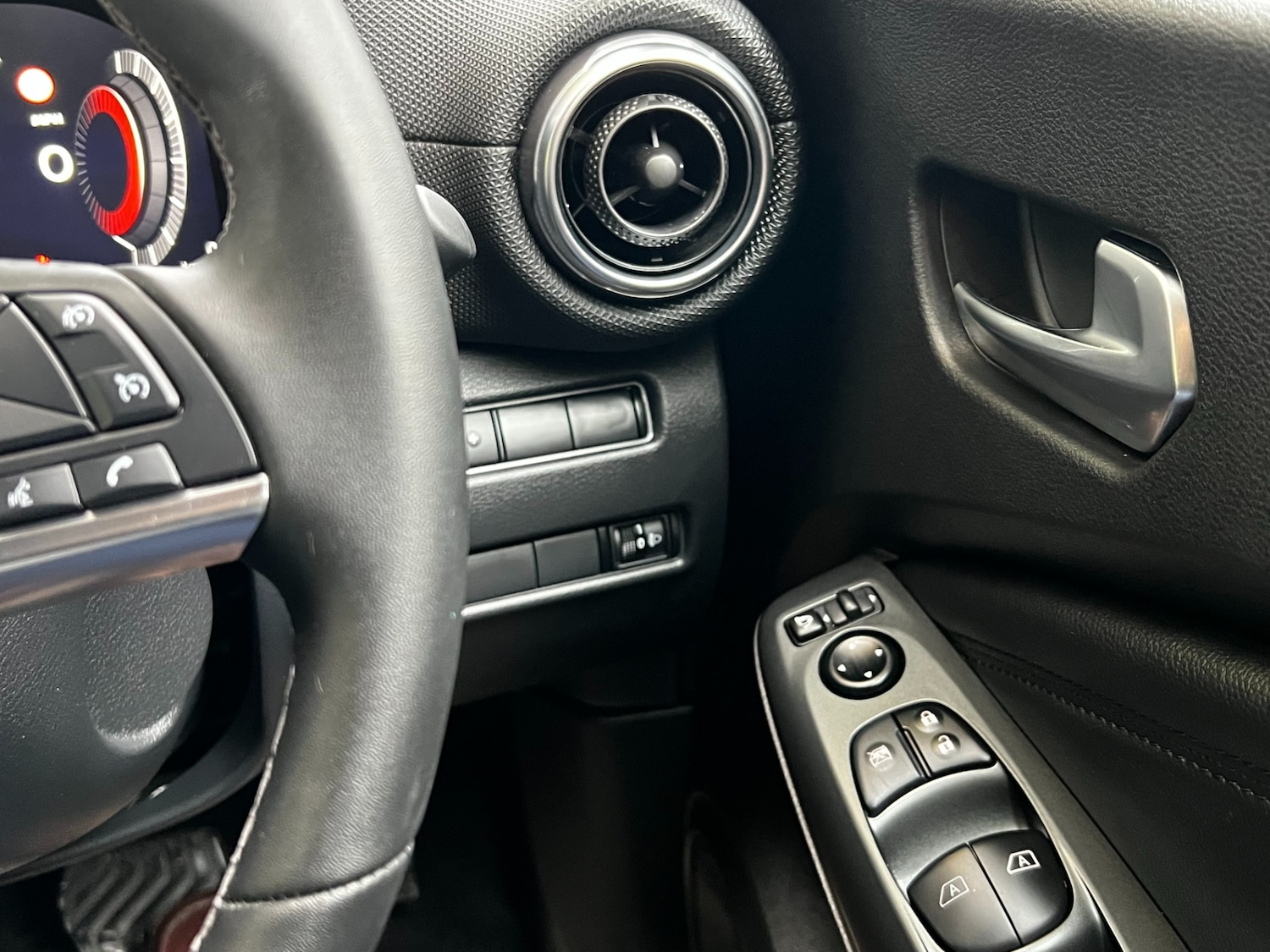 Used Nissan Juke 2025 for sale - 76376790: Photo 22