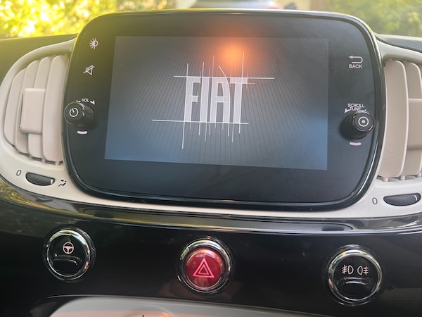 Used Fiat 500 2024 for sale - 75543090: Photo 26