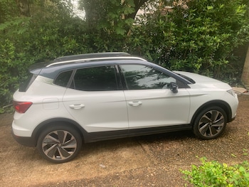 Used SEAT Arona 2024 for sale - 76446109: Photo