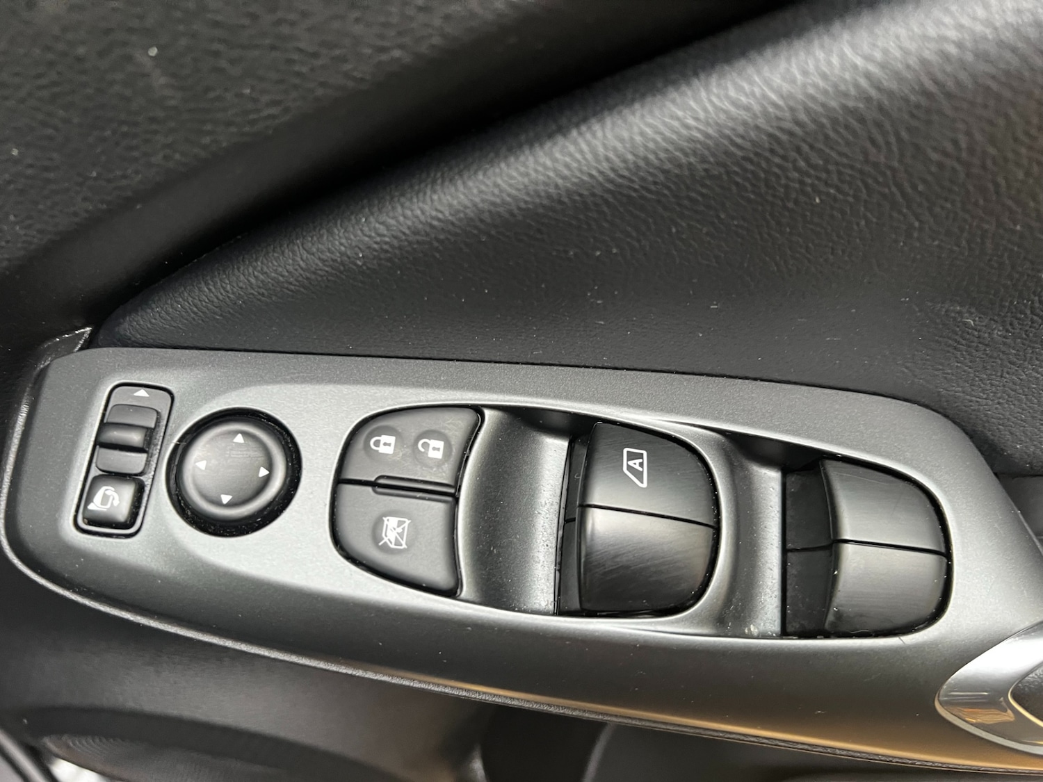 Used Nissan Juke 2025 for sale - 77400102: Photo 19