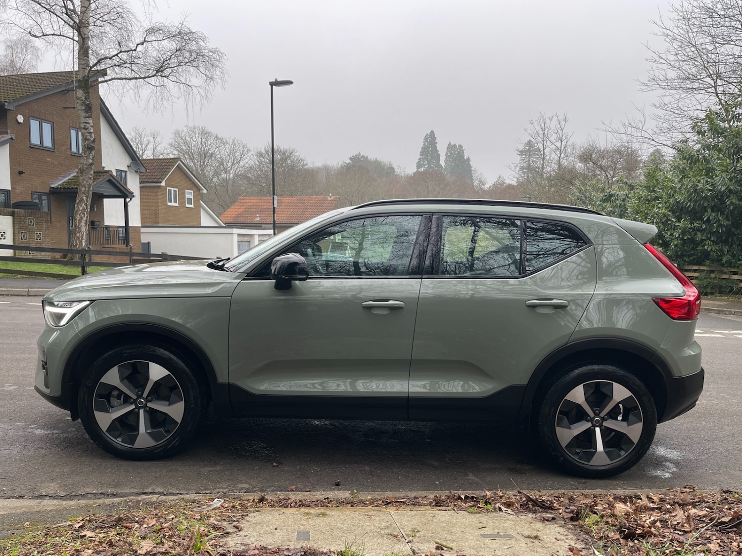 Used Volvo XC40 2025 for sale - 77736244: Photo 2