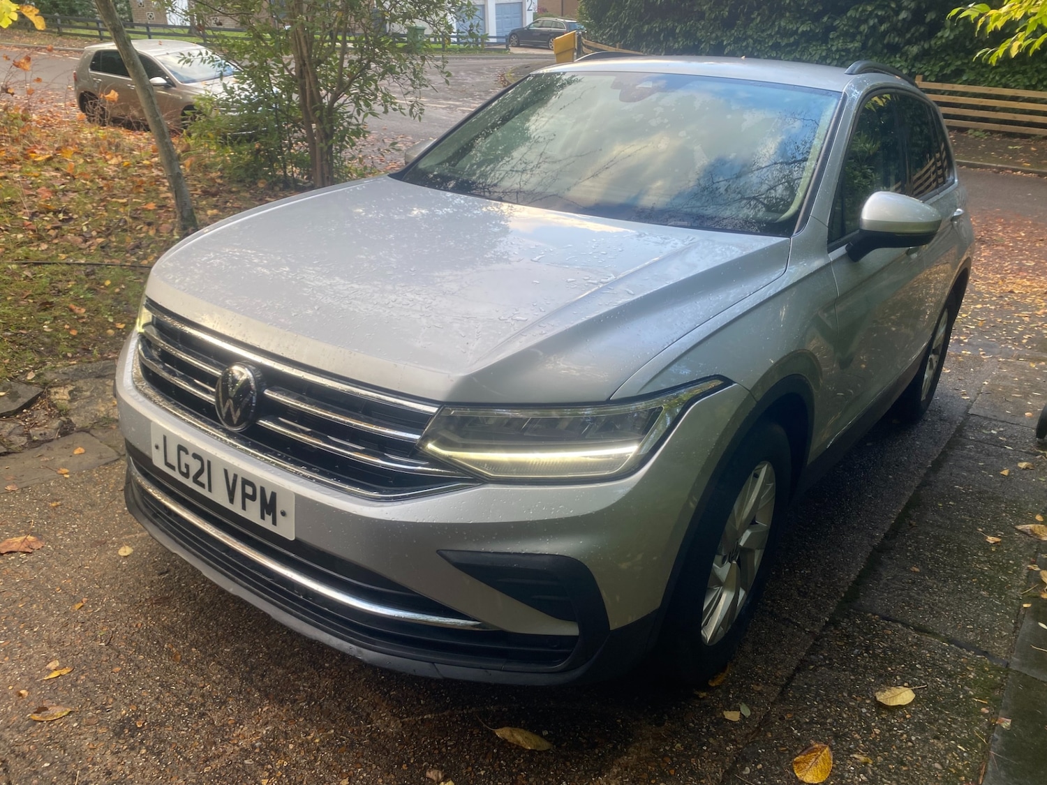 Used Volkswagen Tiguan 2021 for sale - 76444397: Photo 2