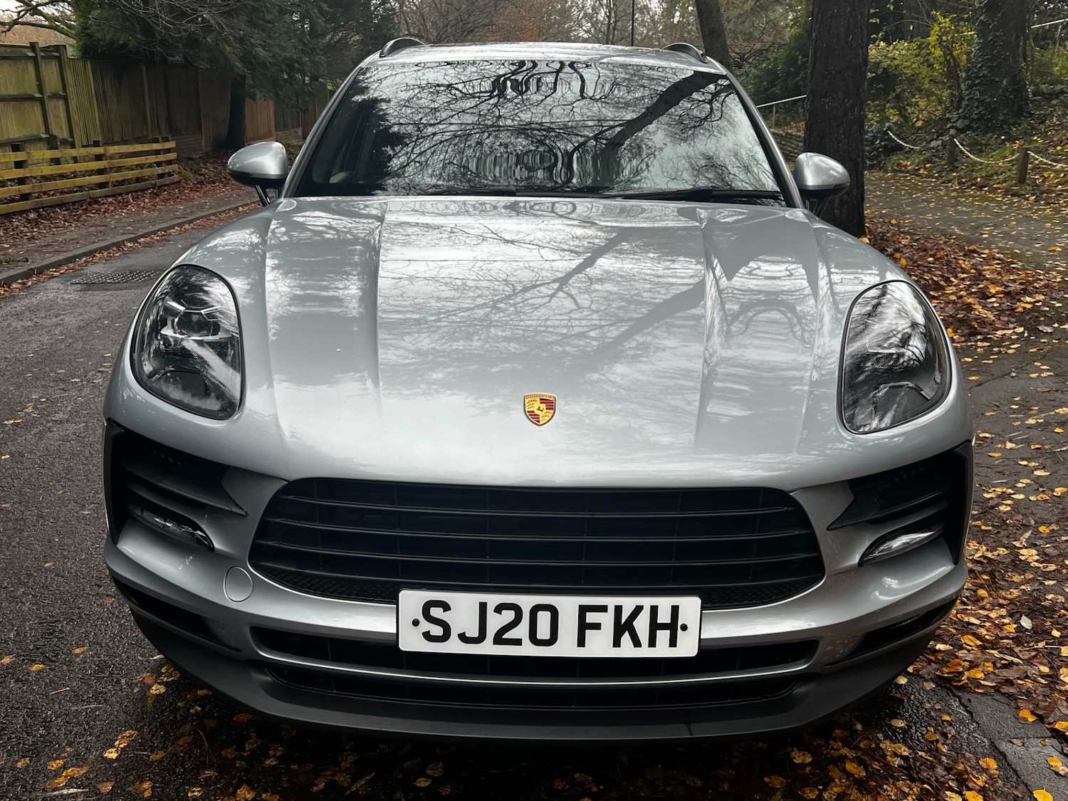 Used Porsche Macan 2020 for sale - 76864262: Photo 2