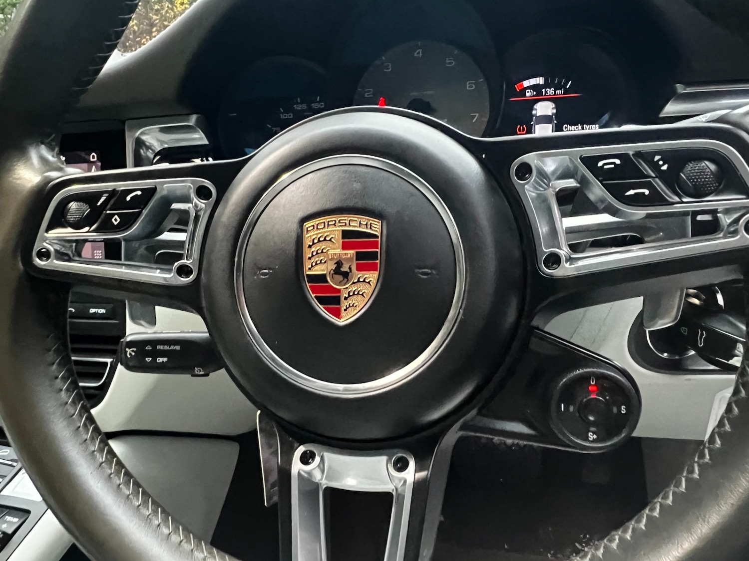 Used Porsche Macan 2020 for sale - 76864262: Photo 29