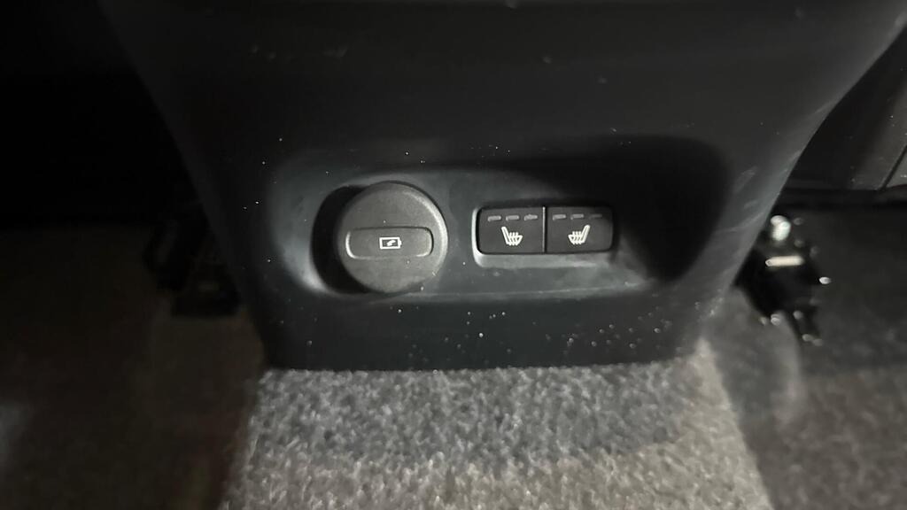 Used Volvo XC40 2024 for sale - 76864287: Photo 20