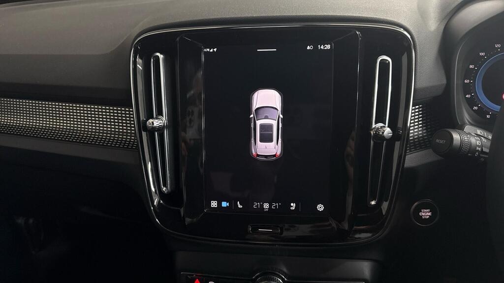 Used Volvo XC40 2024 for sale - 76864287: Photo 25