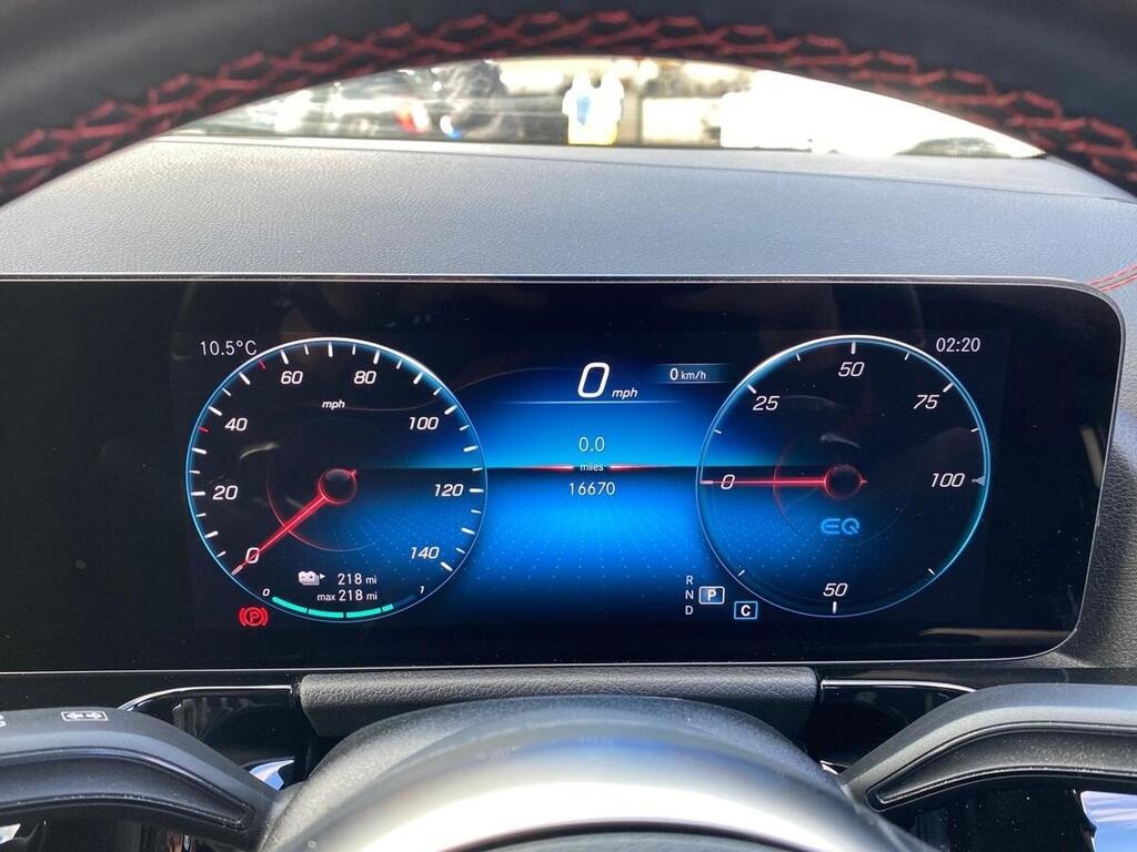 Used Mercedes-Benz EQA 2023 for sale - 76422128: Photo 13