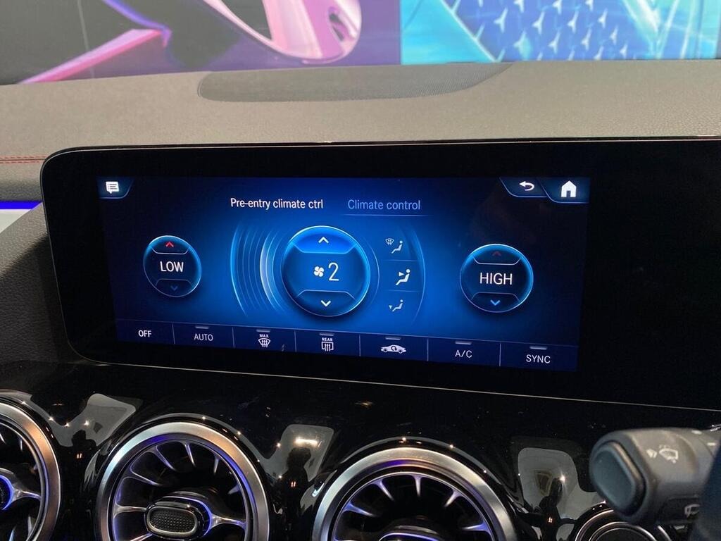 Used Mercedes-Benz EQA 2023 for sale - 76422128: Photo 23