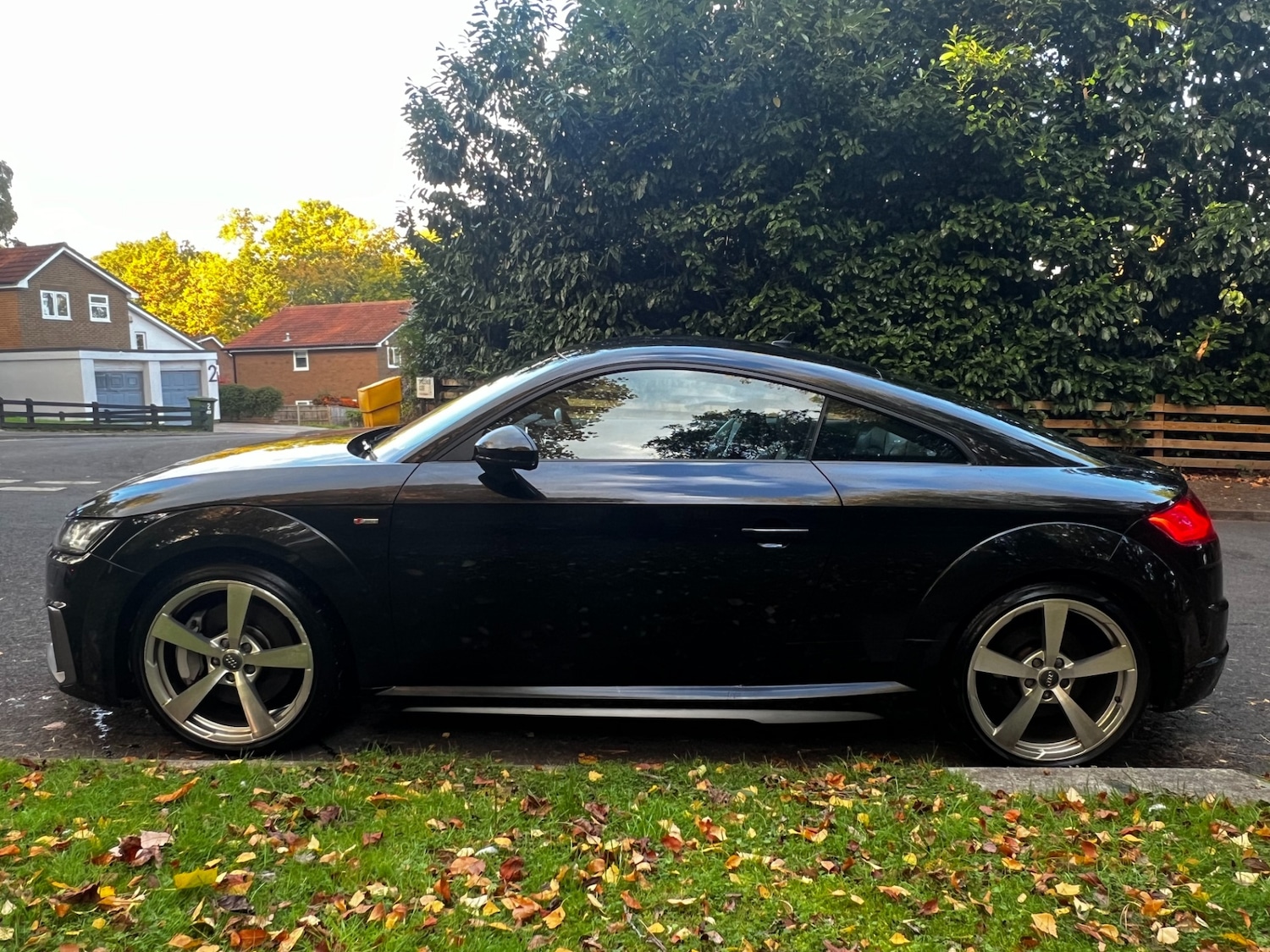 Used Audi TT 2019 for sale - 76219349: Photo 3