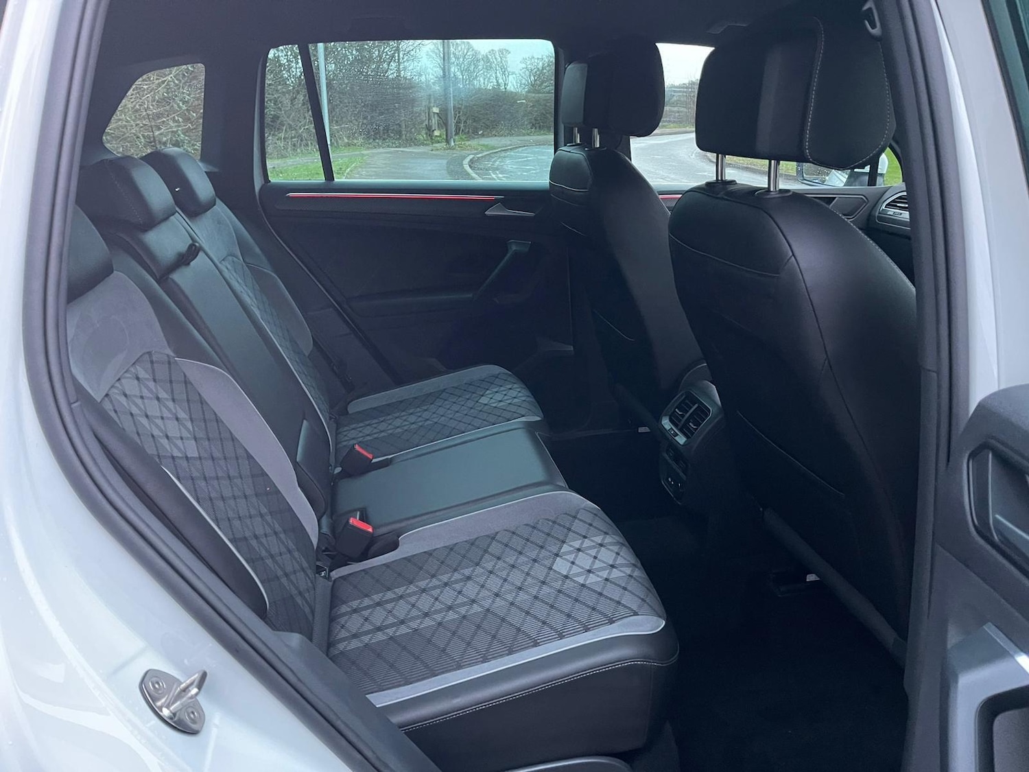 Used Volkswagen Tiguan 2020 for sale - 76081516: Photo 11