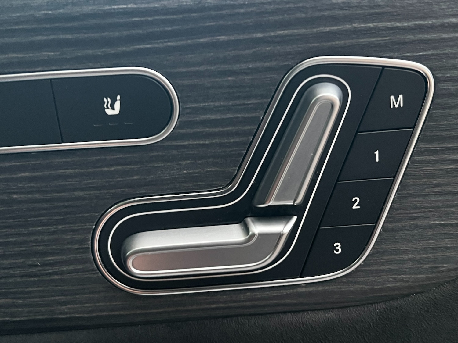 Used Mercedes-Benz EQB 2023 for sale - 76380026: Photo 19