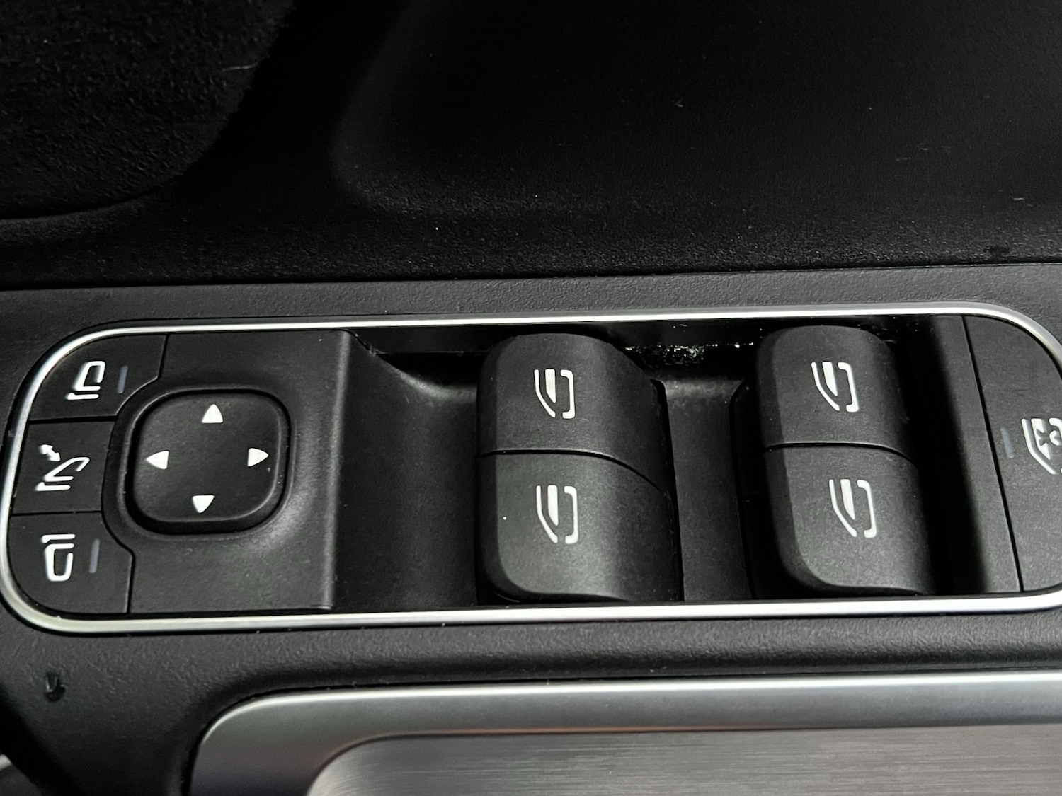 Used Mercedes-Benz EQB 2023 for sale - 76380026: Photo 20