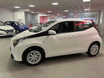 Used Toyota AYGO 2018 for sale - 78401193: Photo
