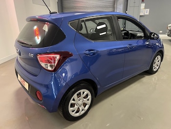 Used Hyundai i10 2019 for sale - 78400903: Photo