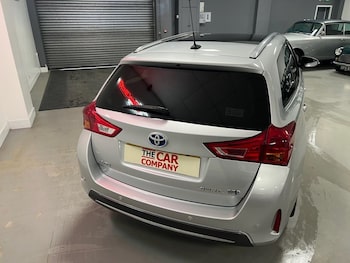 Used Toyota Auris 2014 for sale - 78400920: Photo