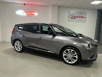 Used Renault Grand Scenic 2019 for sale - 79449801: Photo