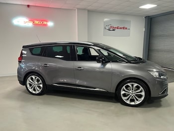 Used Renault Grand Scenic 2019 for sale - 79449801: Photo